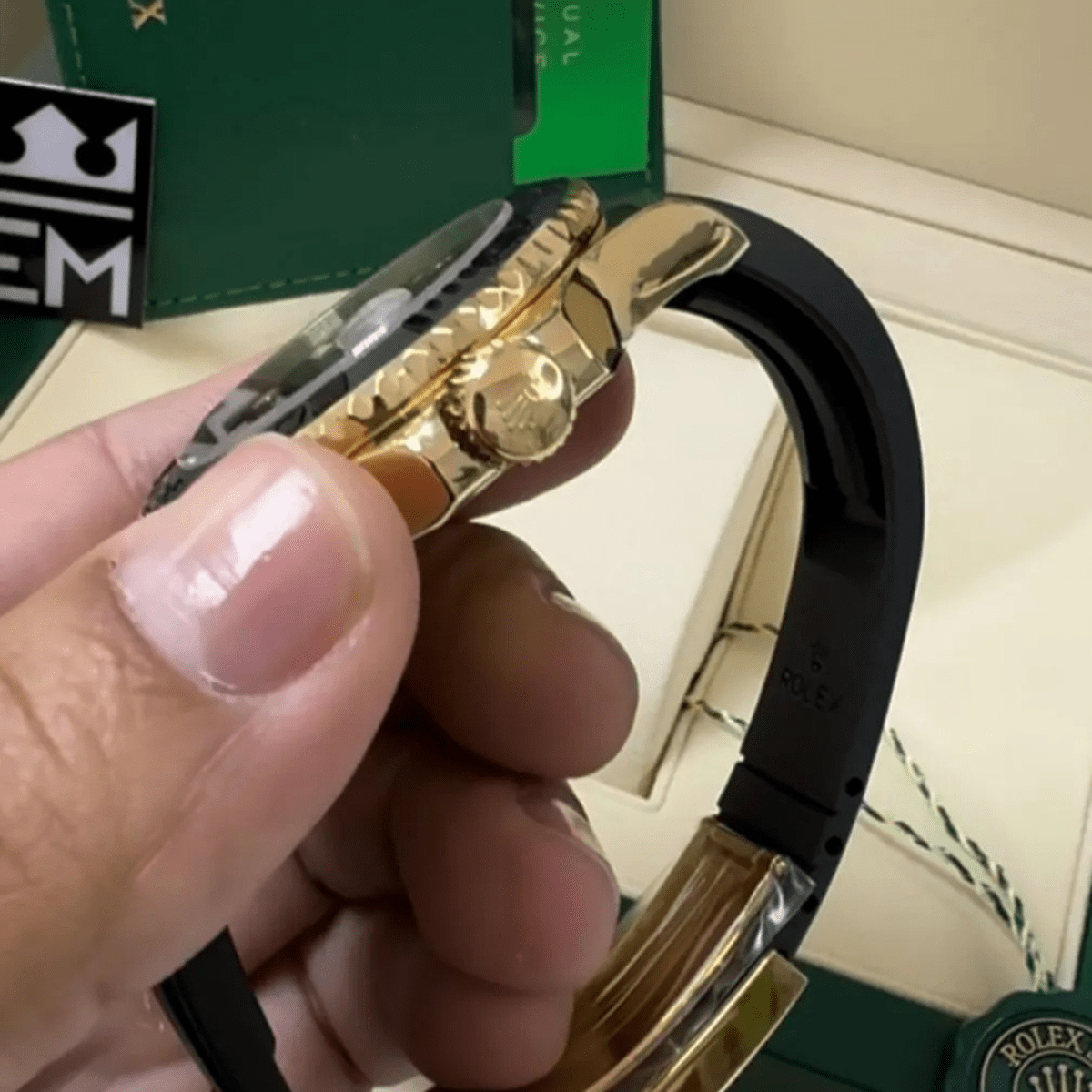 Rolex Yacht-Master 42 – Black Gold – Oysterflex